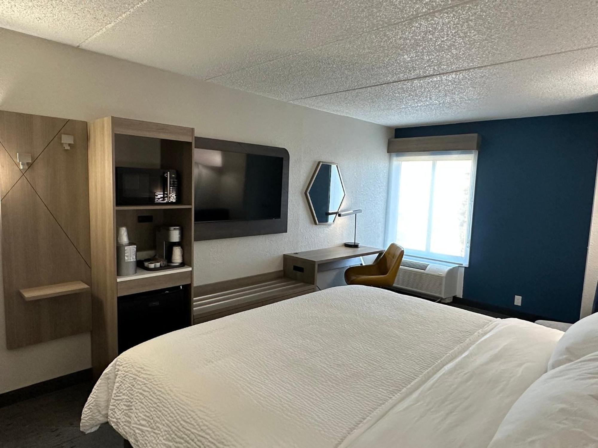 Holiday Inn Express & Suites Eden Prairie - Minneapolis By Ihg Экстерьер фото